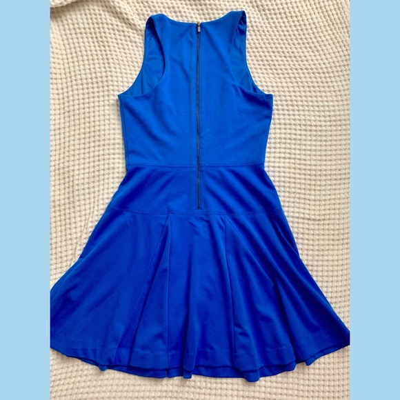 BR fit-and-flare blue dress - Picture 2 of 4